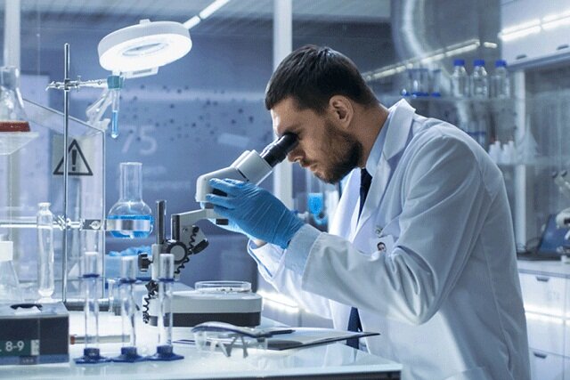 فناوری نوین نانوغشاهای فوتوترمال چگونه هزینه نمک‌زدایی از آب را به شدت کاهش می‌دهد؟