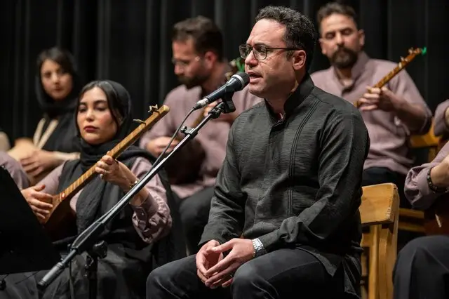 وحید تاج با قطعه جدیدش به حمایت از دانش‌آموزان کم‌برخوردار ایران پرداخت!