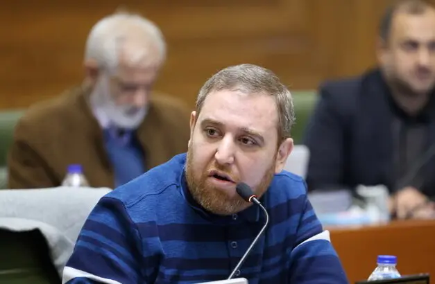 هشدار درباره حکمرانی نمایشی؛ وقتی اطرافیان زاکانی آبروی سیاسی‌اش را به خطر می‌اندازند!