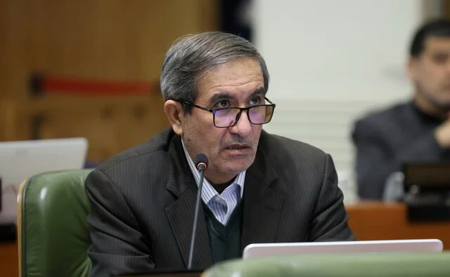 محله طرشت به پارکینگ خودروها تبدیل شده است/ ایجاد بوستان اکالیپتوس در این محله