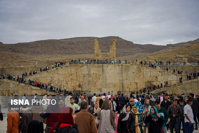تخت‌جمشید در آستانه تحولی بزرگ؛ ۲۴۶ میلیارد تومان اعتبار برای تغییر مسیر بازدید گردشگران اختصاص یافت!