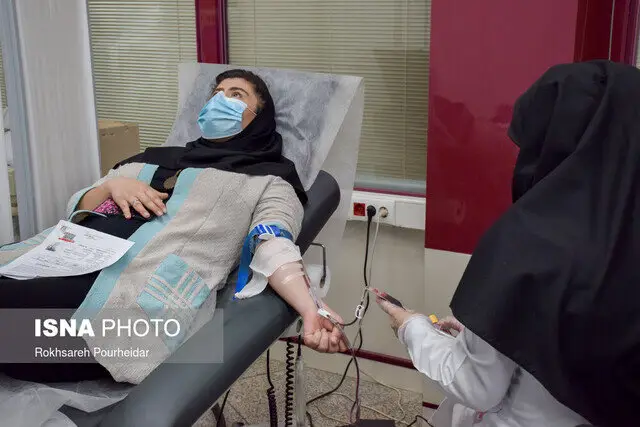 رکورد بی‌سابقه در اهدای خون استان مرکزی؛ افزایش ۵.۹ درصدی در روزهای سرد و آلوده!