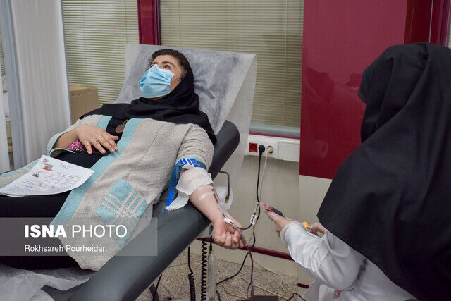 سهم ناچیز ۴ درصدی بانوان یزدی از اهدای خون؛ چرا زنان کمتر داوطلب می‌شوند؟