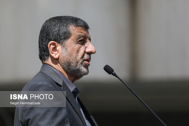 ضرغامی: فیلترینگ پلتفرم‌های خارجی راه‌حل مشکلات نیست؛ امنیت رسانه‌ای ضرورت امروز است