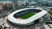 اگر قرار است در ورزشگاه مشهد بازی برگزار نشود چرا ساخته شد؟/ مشهد، مقرراتش با بقیه کشور فرق می کند؟