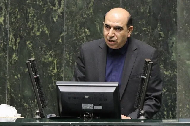 چرا انحصار در خودروسازی ایران باید شکسته شود؟ نگاهی به وعده‌های رئیس‌جمهور و مطالبات مجلس