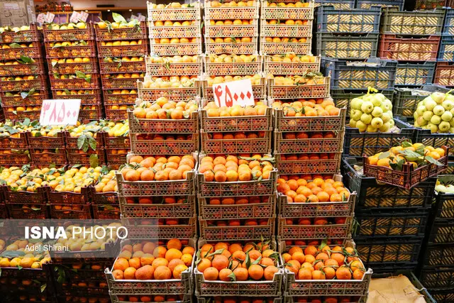 بازار میوه شب یلدا آرام است؛ قیمت‌ها چقدر تغییر کرده‌اند؟