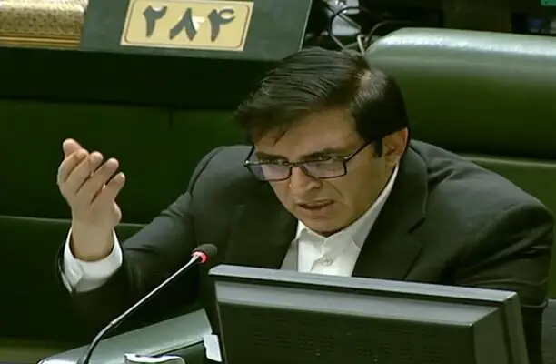 نماینده لرستان: گرانی‌های بی‌سابقه چگونه شب یلدا را به مردم تبریک بگوییم؟