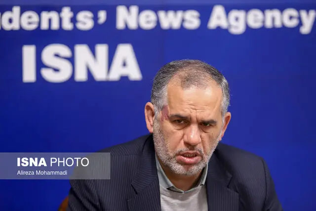 افزایش ۲۰ درصدی حقوق؛ آیا معیشت کارکنان و بازنشستگان به خطر افتاده؟