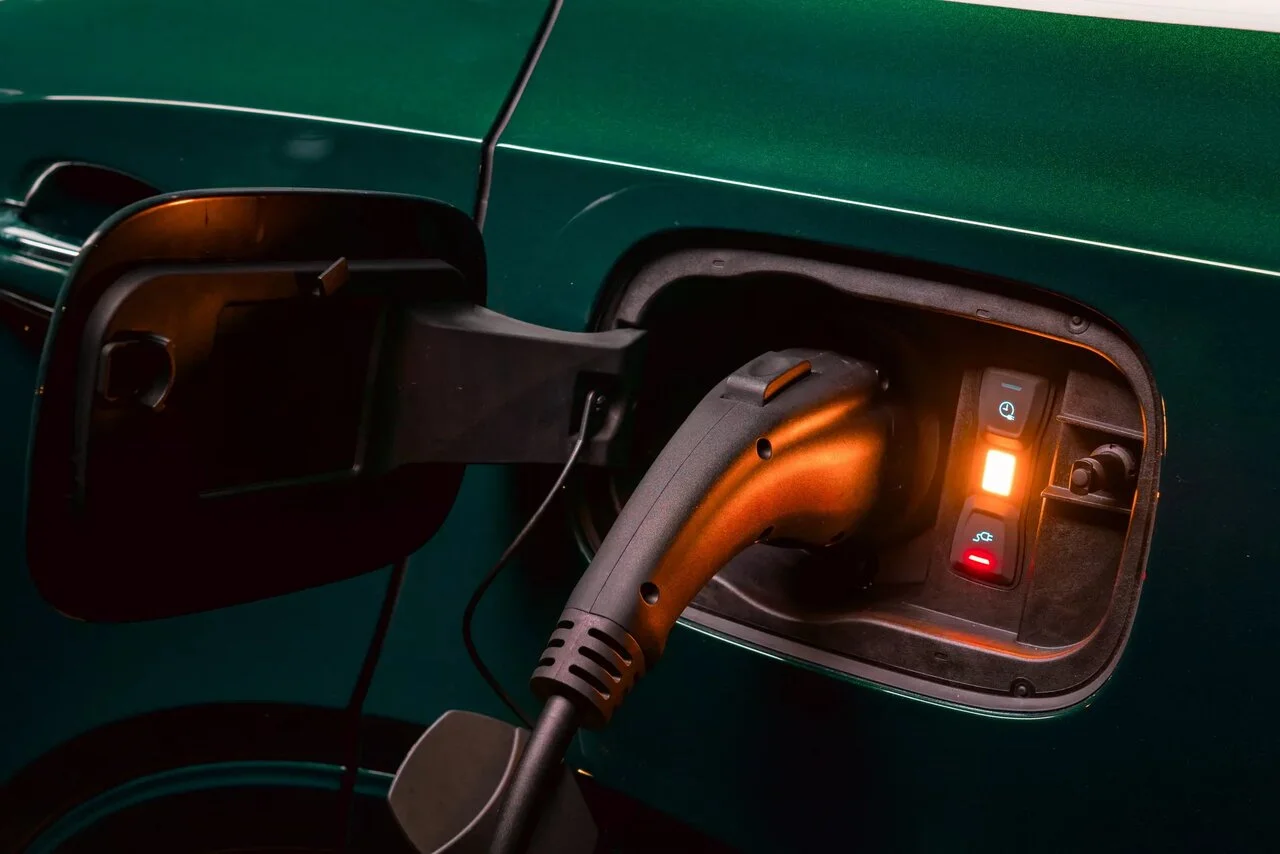 باتری سامسونگ بنتلی را آتش میزند!