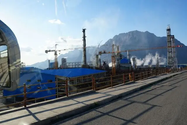 پیشرفت شگفت‌انگیز ۶۰ درصدی طرح‌های پتروشیمی در برنامه هفتم توسعه؛ سرمایه‌گذاری ۱۳ میلیارد دلاری تحقق یافت!