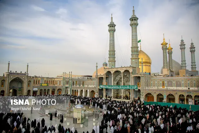 برنامه ویژه و معنوی مراسم حرم حضرت معصومه(س) در هفته جاری اعلام شد؛ از نیایش صبحگاهی تا سخنرانی‌های تاثرگذار