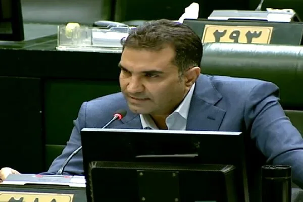 پوردهقان فاش کرد: دولت چگونه باید اقتصاد کشور را نجات دهد؟