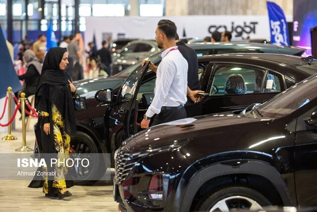 چرا صنعت خودرو در آستانه سقوط است؟ بحران نقدینگی و قیمت‌گذاری دستوری چالش‌های جدی بازار!