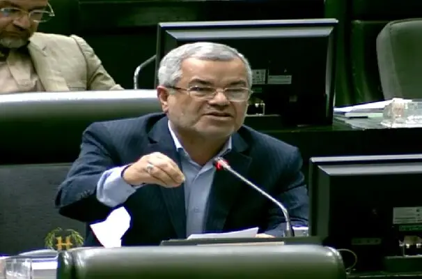 نماینده رشت: افزایش ۲۰ درصدی حقوق فقط به نفع حقوق‌های بالا تمام می‌شود!