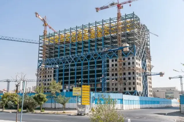 کاهش چشمگیر ساخت‌وساز مسکن در تابستان ۱۴۰۴؛ تهران و کشور در رکود سنگین!