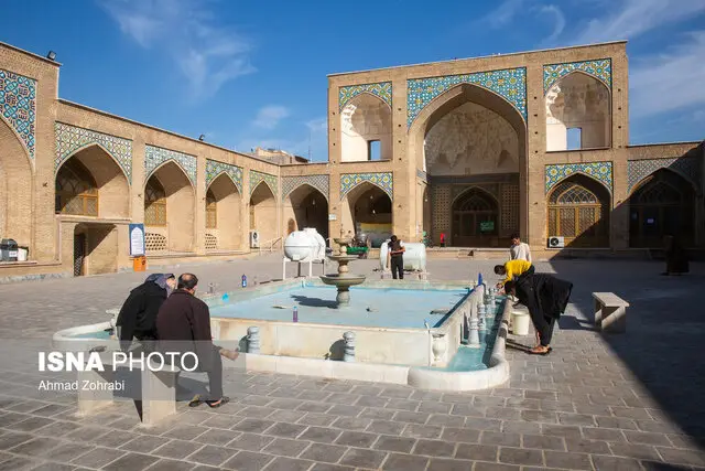 چگونه مسجد به قلب تپنده تحول در محله‌ها تبدیل شده است؟