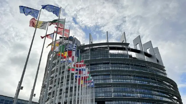 اتحادیه اروپا در آستانه تصمیم تاریخی؛ دارایی‌های مسدودشده روسیه برای نجات اوکراین؟