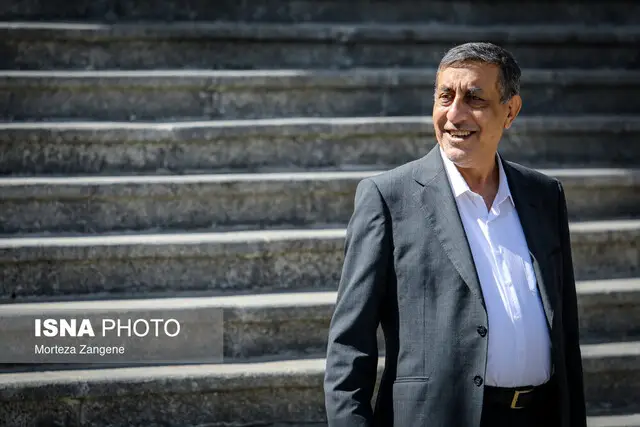 قائم‌پناه از دولت «بودجه شخصی» نمی‌گیرد 