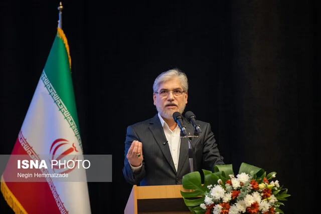 وزیر علوم هشدار داد: بدون تحقیق و توسعه، صنعت ایران در معرض نابودی است!