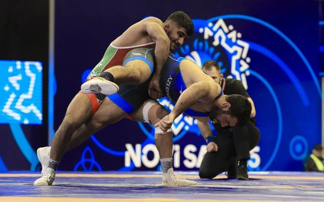 اتحادیه جهانی کشتی: غلامرضا فرخی، بولدزر ۲۳ ساله‌ای که همه را در فرنگی نابود کرد!