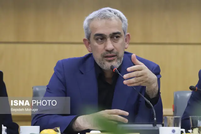 وزیر اقتصاد اعلام کرد: برنامه‌ریزی دولت برای آرامش اقتصاد در روزهای پرالتهاب