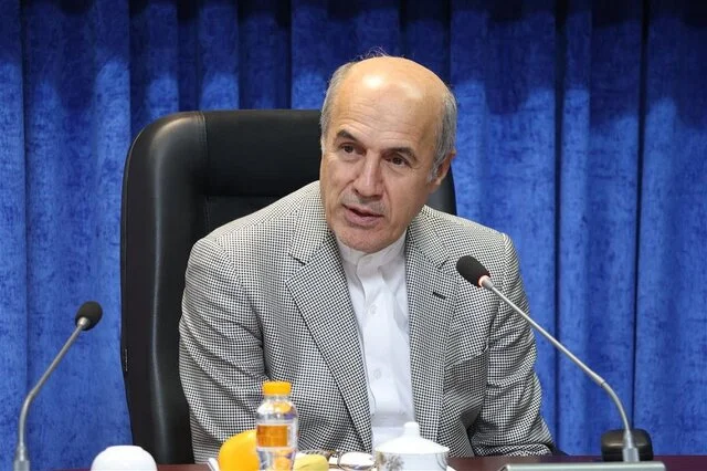 معاون وزیر علوم اعلام کرد: بورسیه ۸۰۰ دانشجو در صنعت