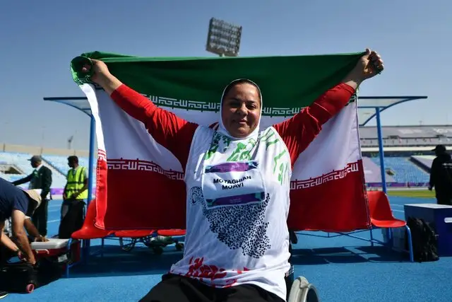 هاشمیه متقیان، قهرمان پارالمپیک، به‌عنوان سفیر حقوق ورزش خوزستان انتخاب شد!