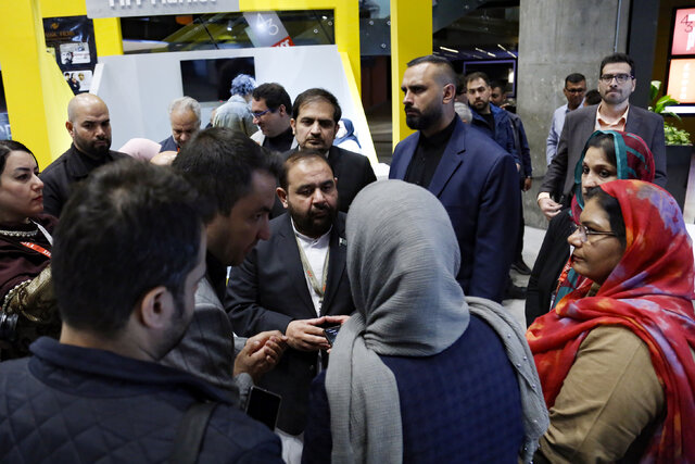 حضور بی‌سابقه وزیر فرهنگ پاکستان در جشنواره جهانی فیلم فجر شیراز؛ چه رمز و رازی پشت این بازدید است؟