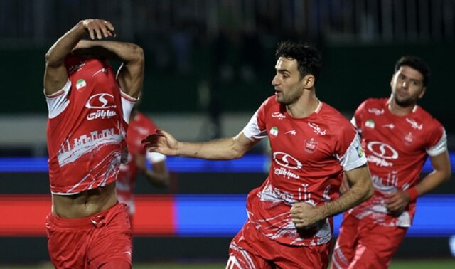 ناکامی استقلال در داربی‌های خارج تهران/ از سامره ۳۰ ثانیه تا پنالتی جنجالی یاغی‌ها