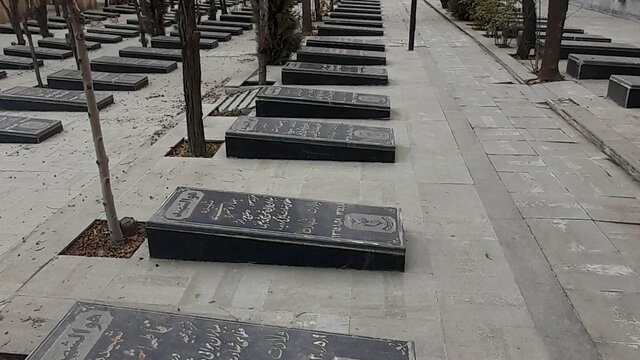 شوک قیمت قبر در سنندج؛ از ۱۶ تا ۸۰ میلیون تومان چه خبر است؟