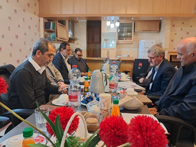 رئیس هیئت مدیره خیرین فارس: ساخت بانک اطلاعاتی نخبگان خیر، انقلابی در کمک‌رسانی استان!