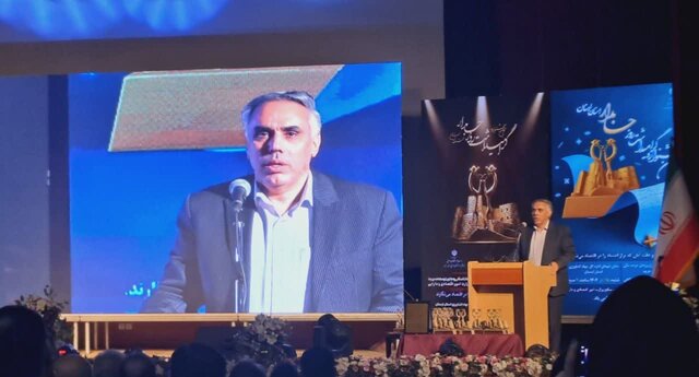 لرستان در صدر استان‌های برتر گزارش‌های مالی؛ افتخاری برای حسابداران پرتلاش!