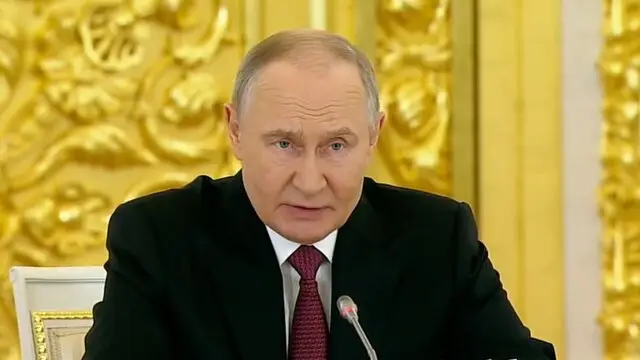 پوتین در جلسه محرمانه کرملین: خواستار کنترل کامل منطقه دونباس شد!