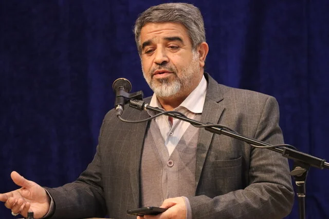 مساجد پایگاه‌های مردمی، سیاسی و فرهنگی هستند