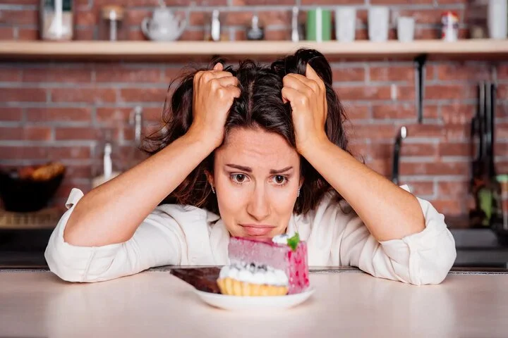 بازگشت هوس‌های غذایی پس از قطع مونجارو با شدتی بیشتر از قبل!