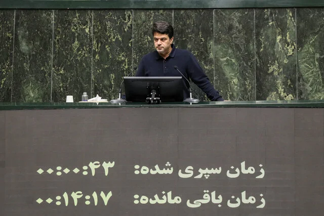 به مطالبه عمومی برای افزایش مشارکت مردم و نخبگان در نهاد مهم شوراها توجه کنید