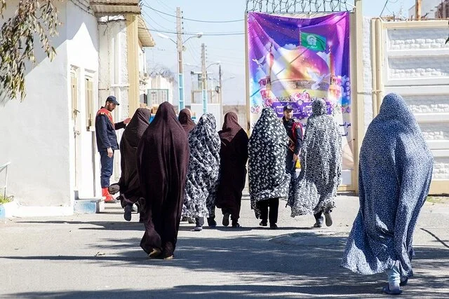بازداشت دو نفر از عوامل برگزاری ماراتن کیش/ صدور دستور جلب ۷ محکوم فراری پرونده چای دبش
