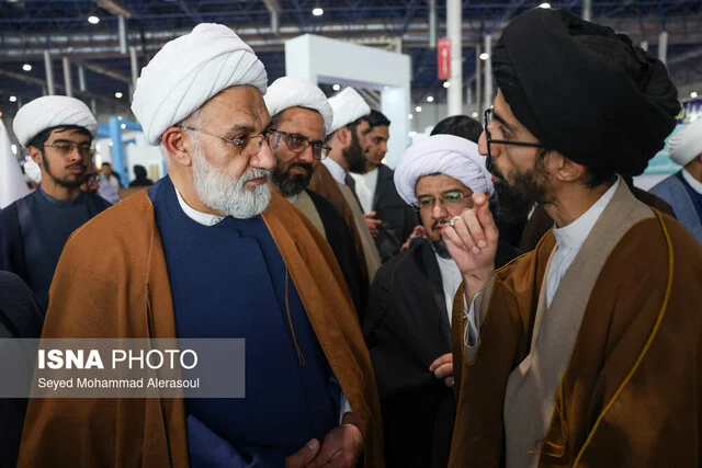 تاکید بر انجام پژوهش در فعالیتهای آموزشی و اجتماعی حوزه علمیه خراسان رضوی