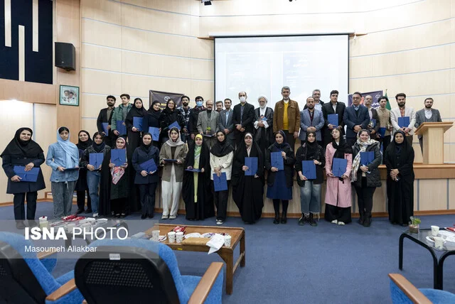 اختتامیه پویش ملی‌ «آیین ققنوس» و «اینا رو نگفته بودم» در کرج برگزار شد