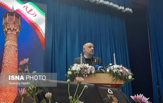 وزیر کار وعده داد: قیمت کالاهای اساسی به زودی ثابت می‌ماند؟