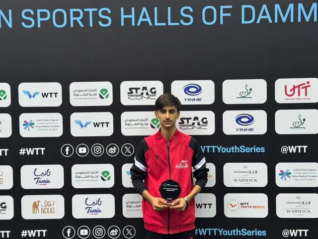 احسان شریعتی اولین مدال جهانی پینگ پنگ لارستان را برنز کرد!