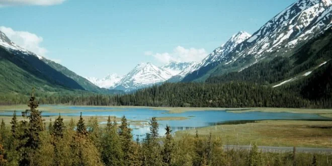 یخچال‌های طبیعی در خطر: تهدیدی جدی برای آب و معیشت میلیون‌ها نفر در کوهستان‌ها