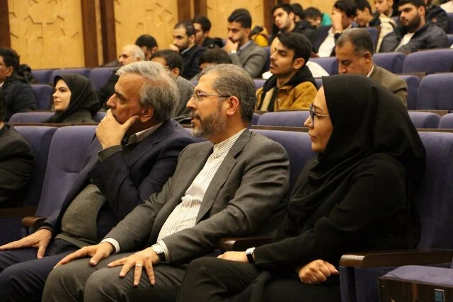 خطیبزاده: بخش «بشر» حقوقبشر بهشدت آسیب دیده است