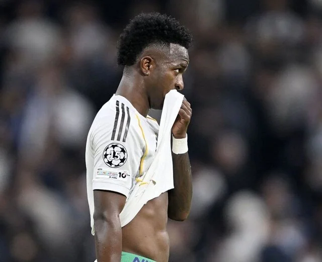 وینیسیوس در بحران؛ ۱۲ بازی بدون گل و فقط ۲ پاس گل، ستاره برزیلی زیر فشار سنگین رئال مادرید