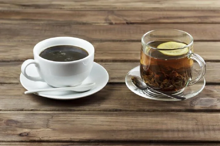 چای چگونه استخوان‌های سالمندان را قوی‌تر می‌کند؟ قهوه چرا هشدار می‌دهد؟