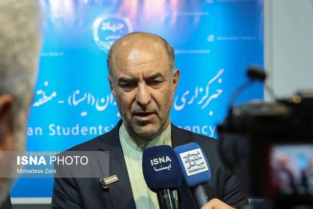 معاون استاندار خراسان رضوی: پیوند علم و صنعت راه نجات بازارهای امروز است!