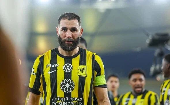 بازگشت جنجالی بنزما به تیم ملی فرانسه؛ آیا ستاره توپ طلا دوباره به جام جهانی می‌رسد؟