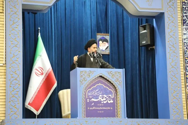 امام جمعه ارومیه هشدار داد: دشمن چگونه به جان اعتقادات جوانان افتاده است؟