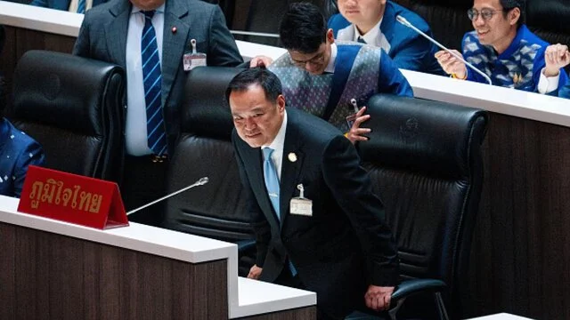 پارلمان تایلند در بحبوحه بحران‌های سیاسی ناگهانی منحل شد؛ انتخابات زودهنگام در راه است!